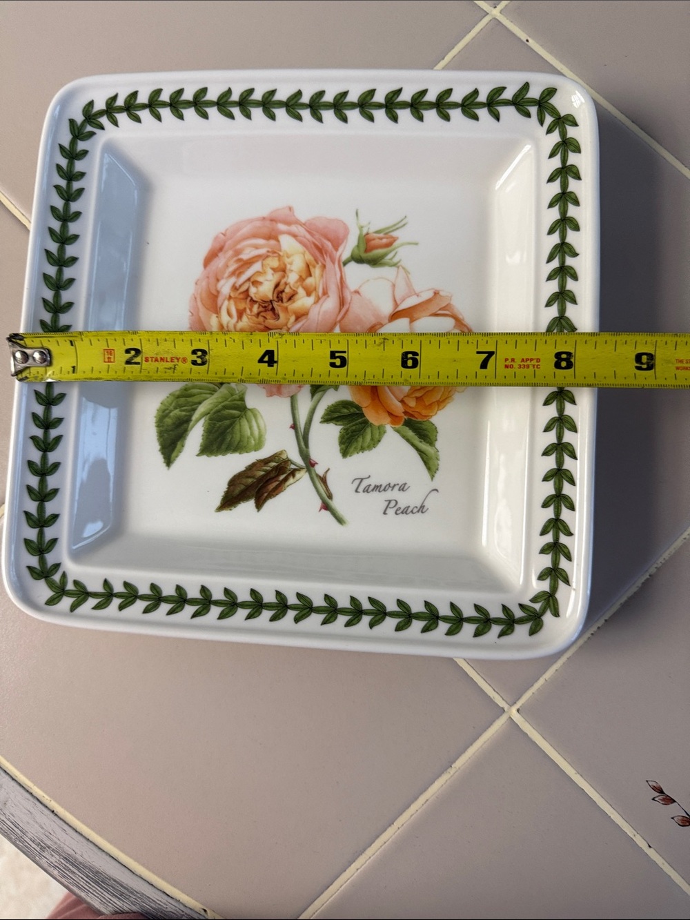 Portmeirion Botanic Roses Plate - Picture 5 of 6